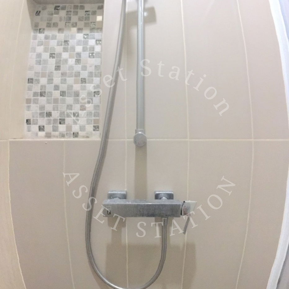 picture 🚈 Beautiful condo Life Ratchadapisek – 3-minute walk to MRT Huai Khwang ⭐️ - 9/10