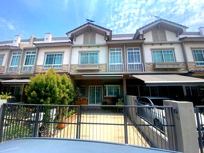 Townhouses for sale Samut Prakarn : For Sell 2-story Townhouse INDY 2 SRINAKARIN 2 bedroom 3 bathroom