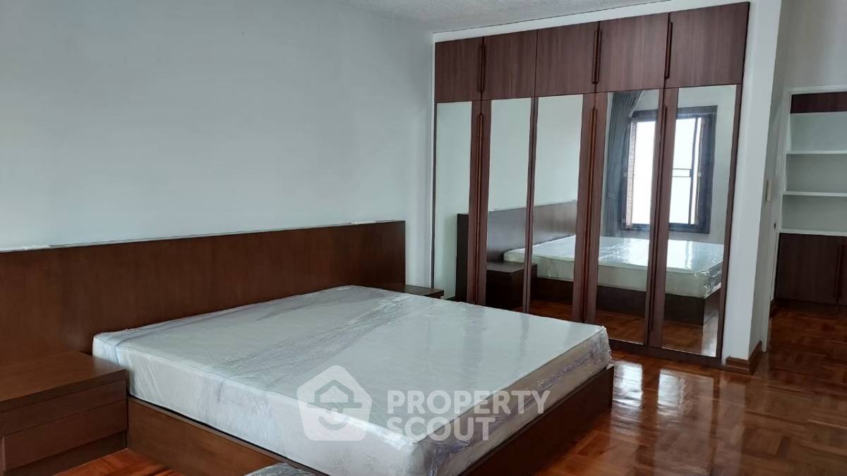 picture 3-BR Condo at Vanicha Park Langsuan near BTS Chit Lom (ID 894606) - 14/30