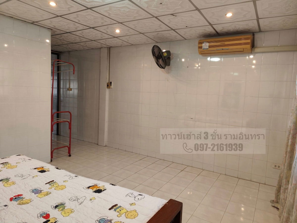 รูป ให้เช่าทาวน์เฮ้าส์ 3 ชั้น รามอินทรา กม. 4 พร้อมอยู่ 📞097-2161939 - รูปที่ 14/19