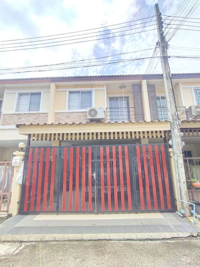 รูป ขายทาวน์เฮาส์ 2 ชั้น ซอยรามอินทรา 23 แยก 20 ขนาด 20 ตร.ว. ใจกลางเมือง ใกล้ทางด่วน และ เซ็นทรัลรามอินทรา ( เจ้าของขายเอง ) - รูปที่ 1/14