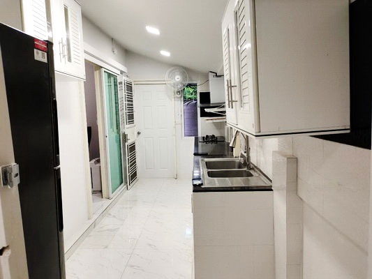 picture FOR RENT PRUKSA VILLAGE 5 WONGWAEN - RATTANATHIBET / 3 bedrooms 2 bathrooms / 55 Sqw. 160 Sqm. **22,000** CLOSE TO CENTRAL PLAZA WESTGATE - 5/14