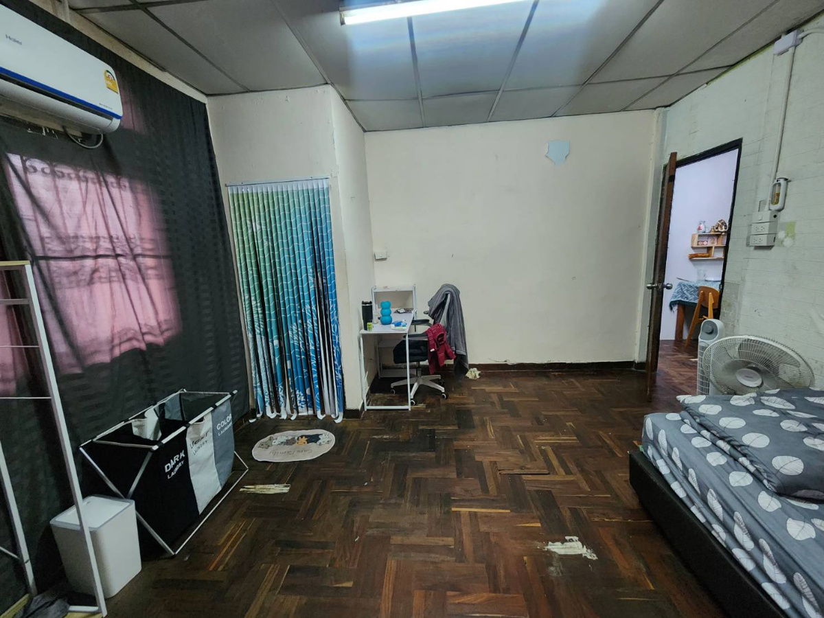 รูป ให้เช่าบ้านเดียว 50 ตรว. ซอยลาดพร้าว 62-64 3 ห้องนอน 2 ห้องน้ำ 1 ห้องเก็บของ 1 ห้องครัว (เจ้าของโพสต์เอง) - รูปที่ 11/19