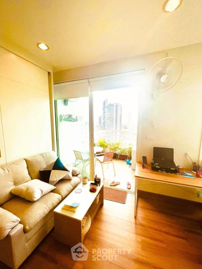 picture 1-BR Condo at Na Reva Charoennakhon near BTS Pho Nimit (ID 2282419) - 5/10