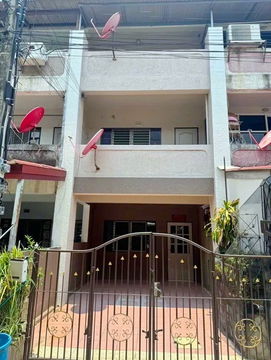 KMUTNB 2.5 km. MRT Bang O 1.6 km. Townhouse for rent 3-storey 18sq.wa. 220sq.m. 4 bed 3 bath