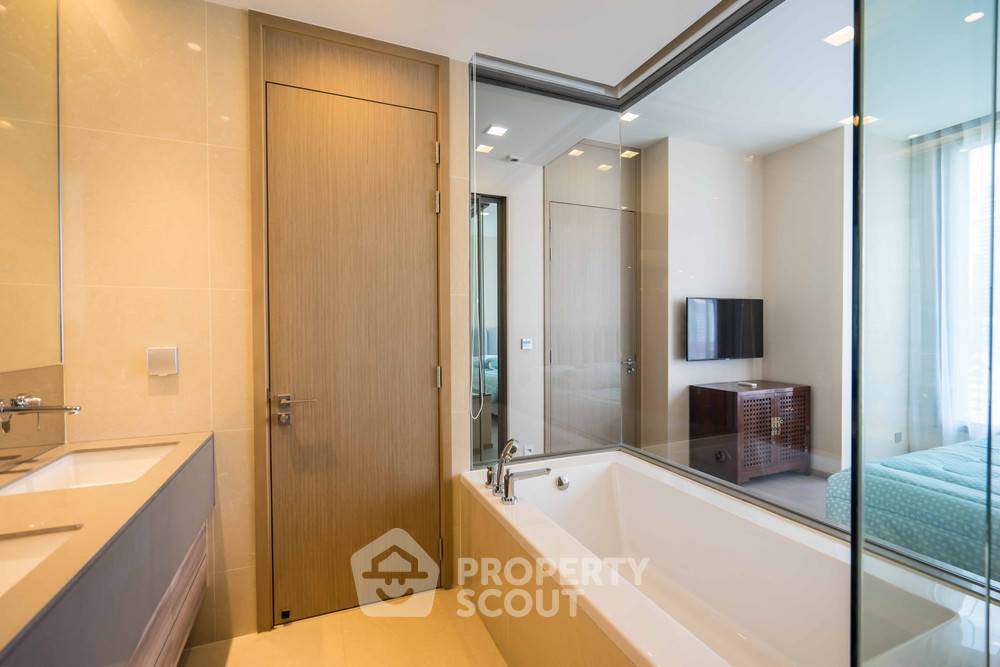 picture 2-BR Condo at The Esse Asoke near MRT Sukhumvit (ID 362901) - 11/24
