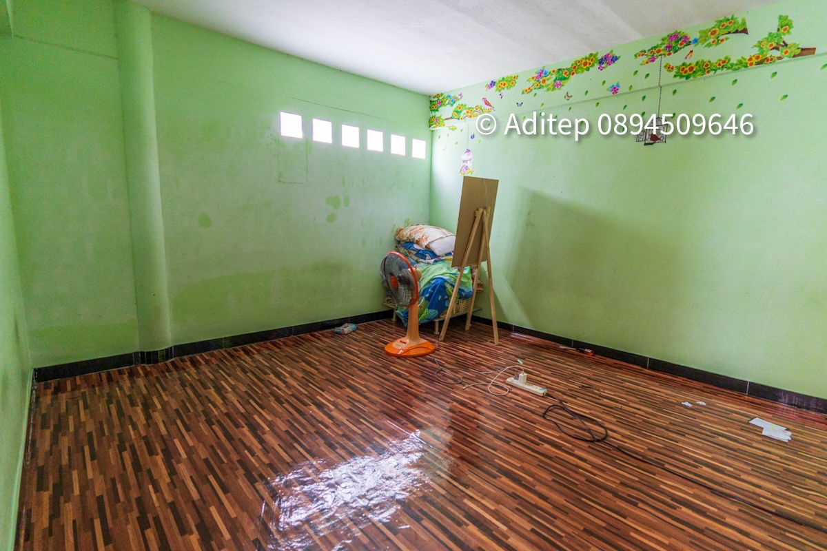 รูป ขาย บ้านเดี่ยว 120 ตรว. หมู่บ้าน นครินทร์ การ์เด้น ร่มเกล้า 19/1 พร้อมอาคารสำนักงาน  เหมาะทั้งในการเป็น Home Office และอยู่อาศัย - รูปที่ 27/27
