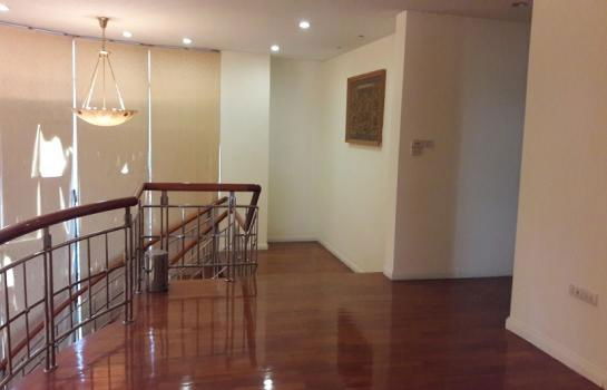 picture  house for rent 1-rai   near BTS Khu Khot, Sai Mai. - 5/11