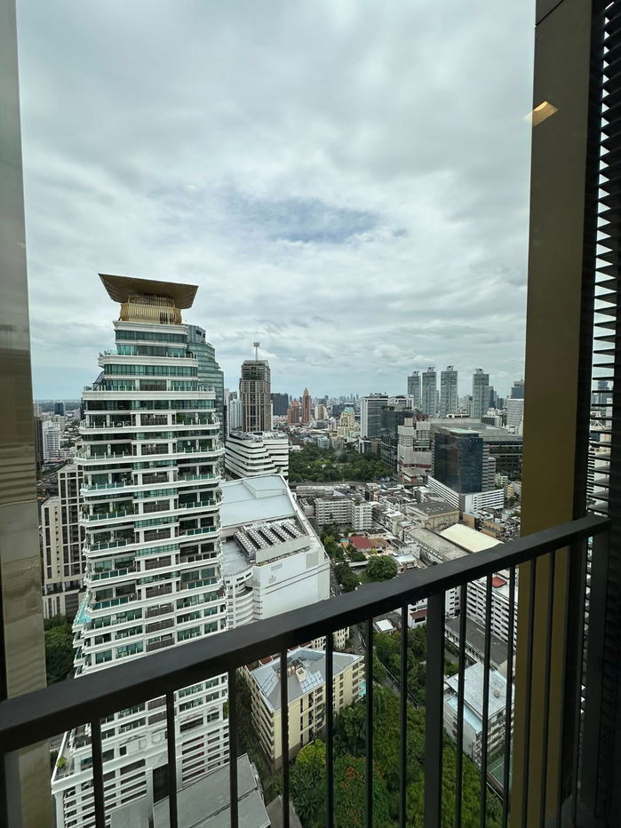 picture 🏨 Condo for rent Noble State 39 near 🚇 BTS Phrom Phong 💸 Price 72,000 baht/month, 35th floor, view of Emsphere - 11/11