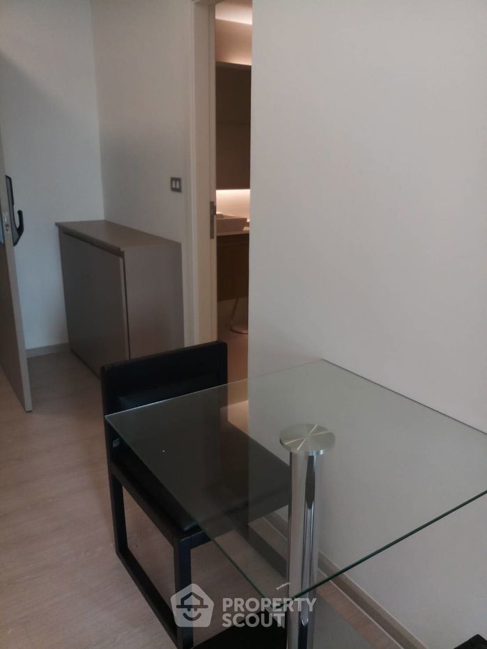 picture 1-BR Condo at Vtara 36 near BTS Thong Lor (ID 2282398) - 8/14