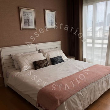 🚈 Ready-to-move-in condo for sale: Hive Sathorn – 3-minute walk to BTS Krung Thonburi 🚶‍♂️