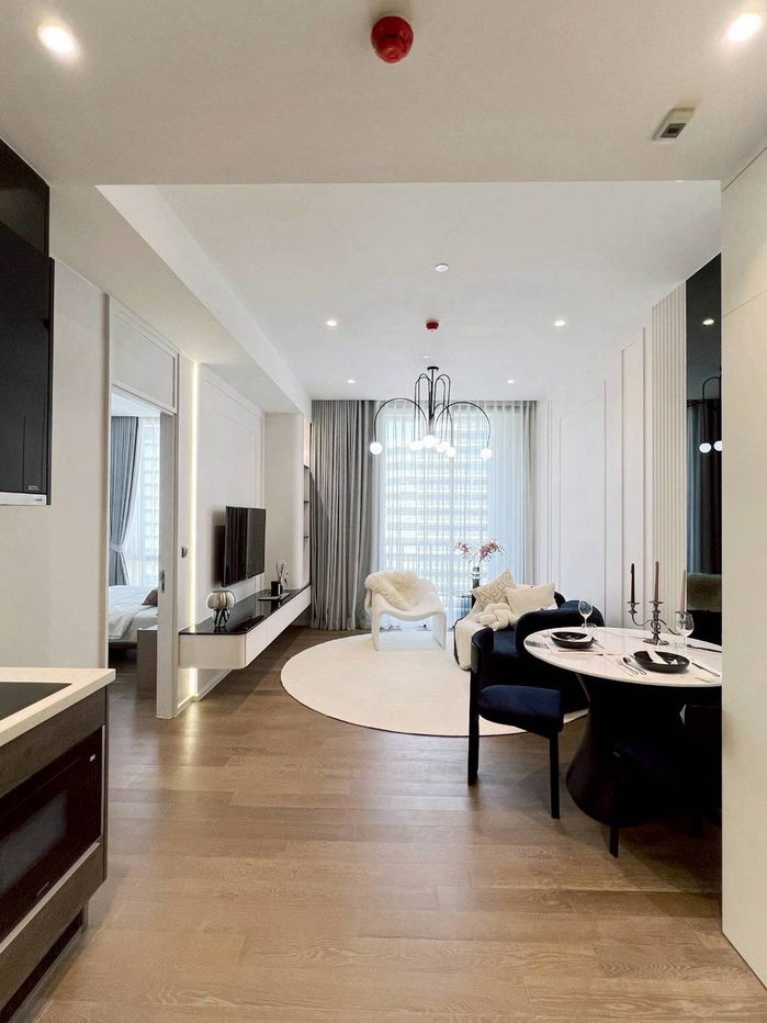 รูป Luxury Decorations | 1 ห้องนอน 58 ตร.ม. พร้อมอ่างอาบน้ำ เฟอร์ครบพร้อมเข้าอยู่  - รูปที่ 1/9