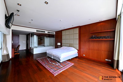 Condos for sale : 💎Luxury Condo! Private Pool,Le Raffine Sukhumvit 31 near BTS Phrom Phong