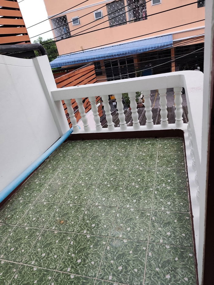 รูป ให้เช่าทาวน์เฮ้าส์ 3 ชั้น รามอินทรา กม. 4 พร้อมอยู่ 📞097-2161939 - รูปที่ 2/19