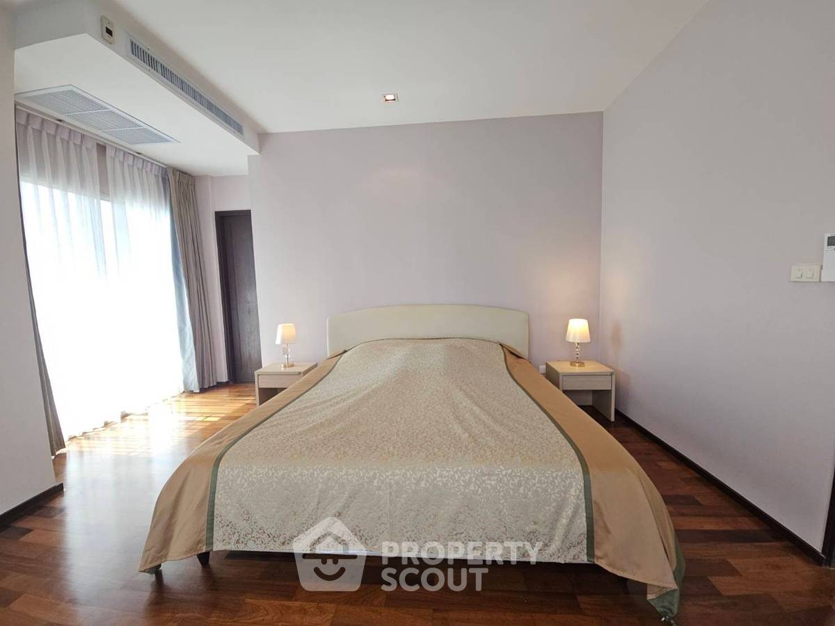 รูป คอนโด 2-ห้องนอน ที่ โนเบิล ออร่า ใกล้ BTS ทองหล่อ (ID 2205890) - รูปที่ 3/6