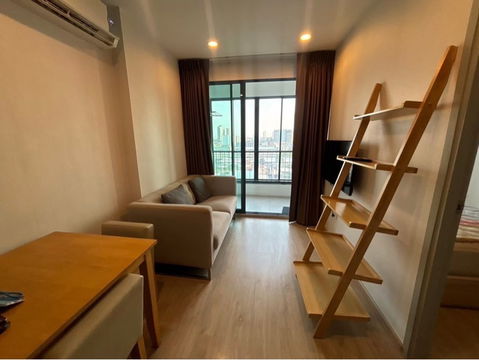 🚨ให้เช่า ideo sathorn thapra ห้อง 30 ตรม. ในราคา 10,000 ✨ใกล้ BTS โพธิ์นิมิตร พร้อมนัดชม