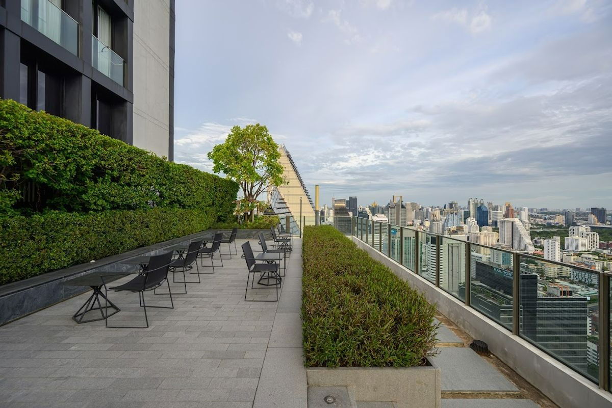 picture PFD-05505	 Condo for Rent:   NOBLE PLOENCHIT   Schedule a viewing ■ Line: @propertyfinder		 - 11/12