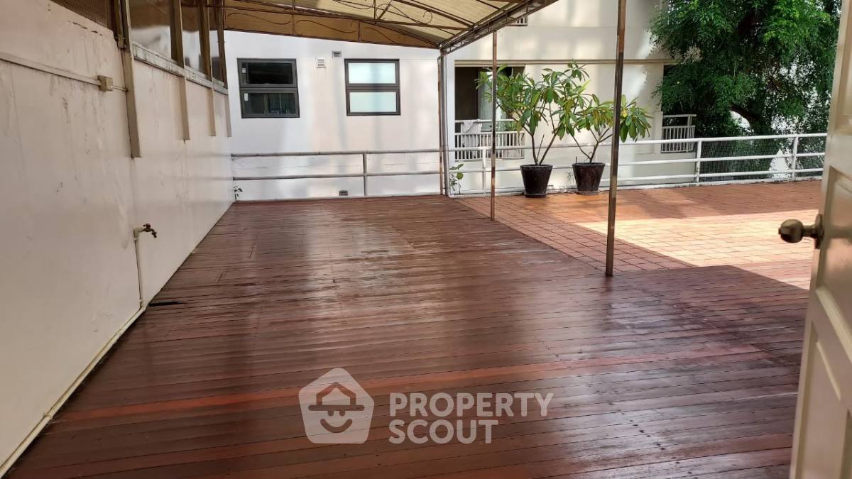 picture 3-BR Condo at Vanicha Park Langsuan near BTS Chit Lom (ID 894606) - 17/30