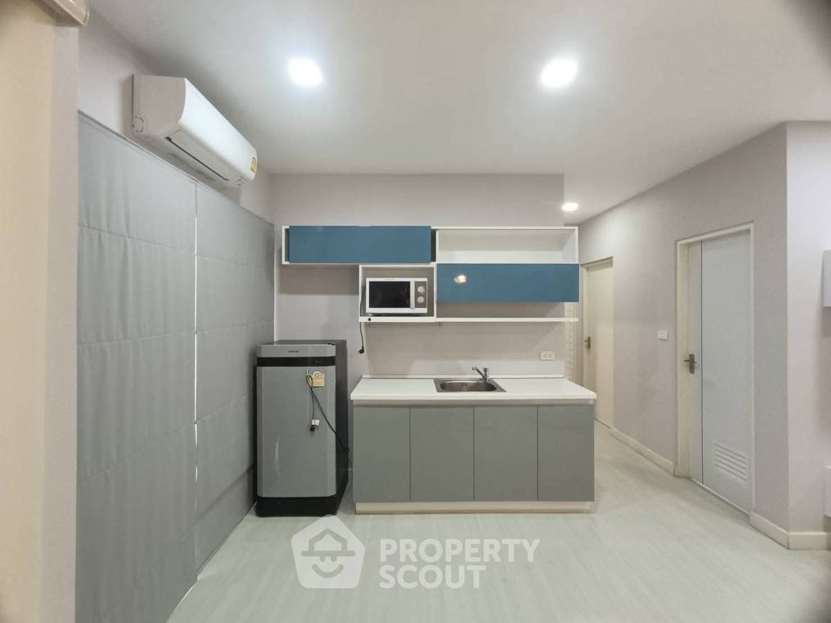 รูป คอนโด 2-ห้องนอน ที่ เดอะรูม รัชดา-ลาดพร้าว ใกล้ MRT รัชดาภิเษก (ID 2115276) - รูปที่ 4/8