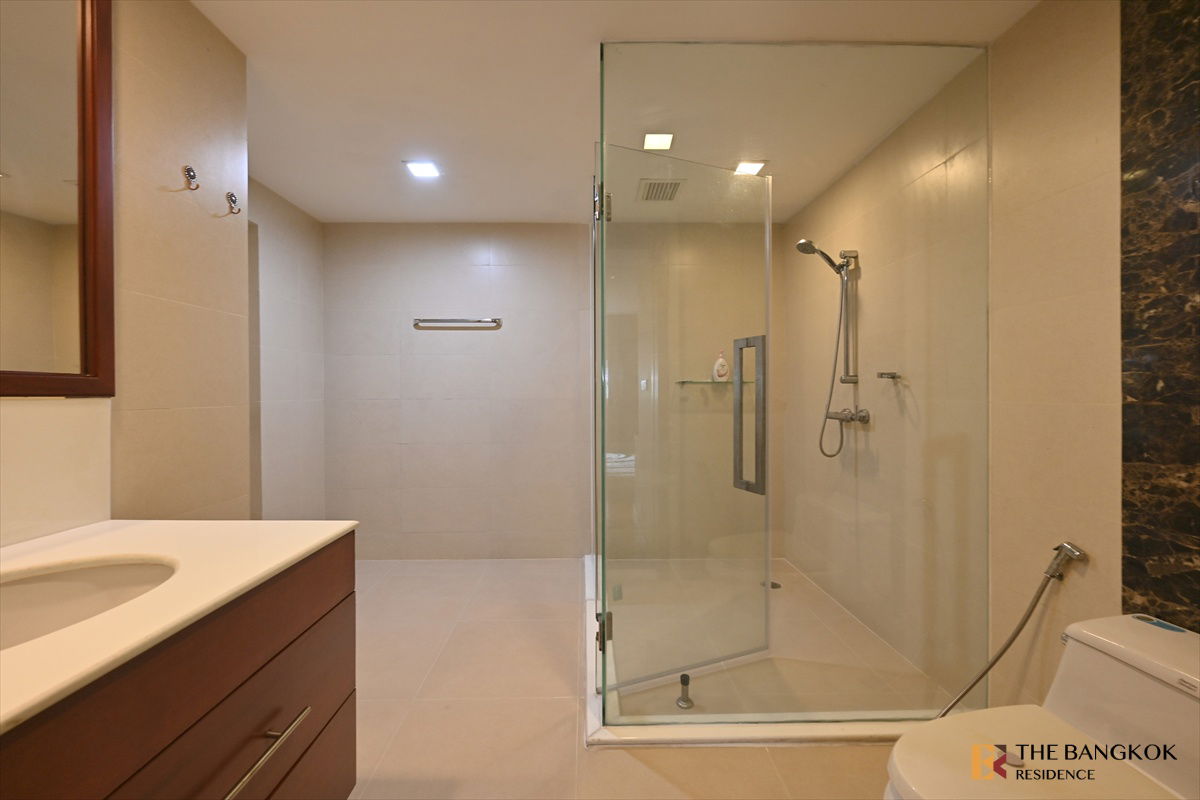picture 💎Luxury Condo! Private Pool,Le Raffine Sukhumvit 31 near BTS Phrom Phong - 14/30