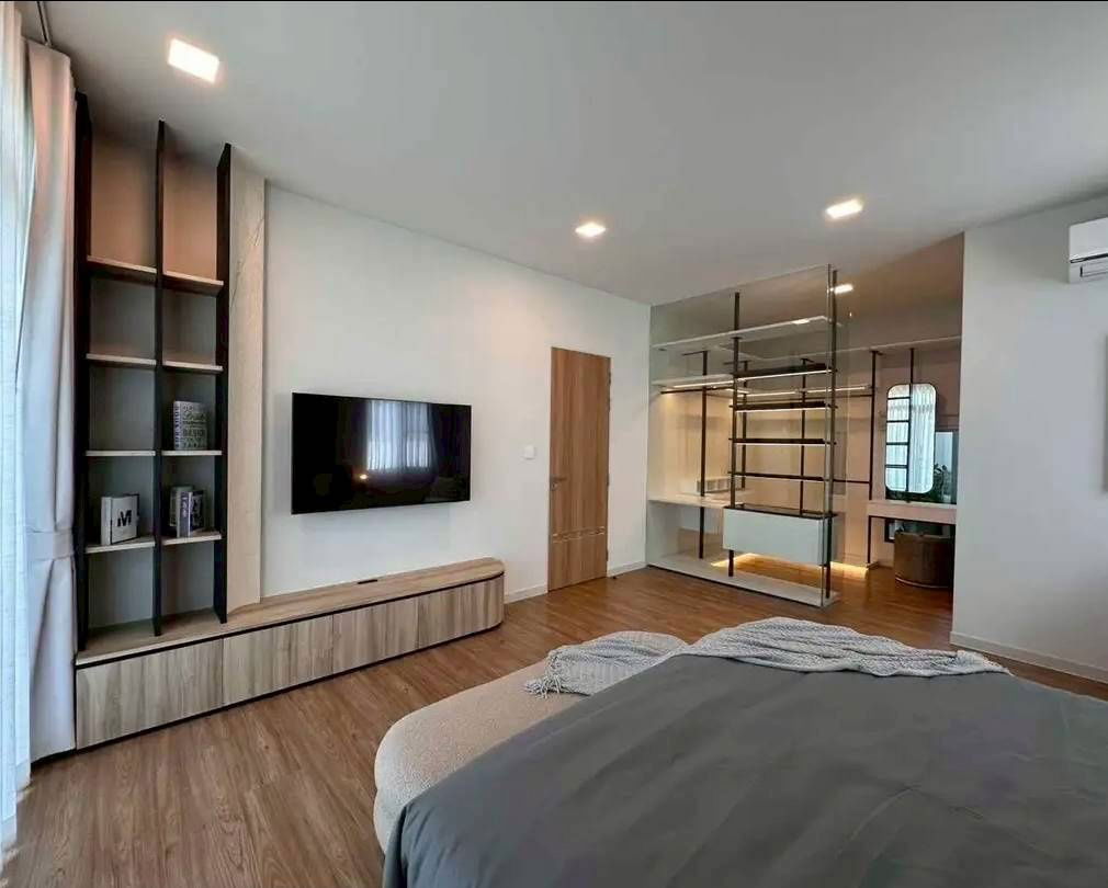 รูป ♦ Elite Type ♦ บ้านเดี่ยว 2 ชั้น 88.00 ตร.ว. 283.00 ตร.ม. | 4 ห้องนอน 5 ห้องน้ำ | ใกล้ Central Village 9 นาที - รูปที่ 13/21