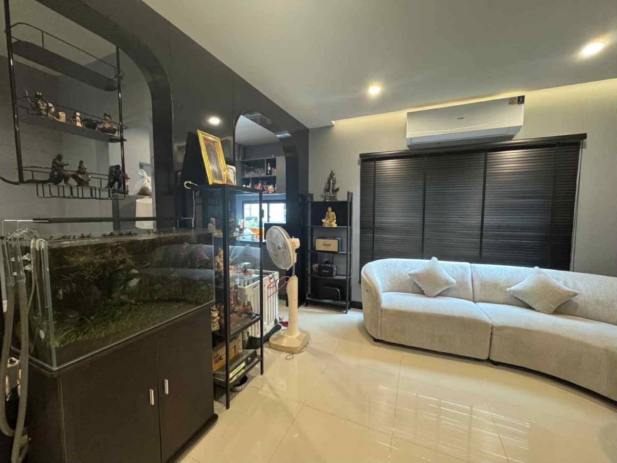 รูป ขายบ้านเดี่ยว 2 ชั้น สราญสิริ รังสิต 3 ห้องนอน พร้อมเข้าอยู่ ทำเลดี เดินทางสะดวก ถนนรังสิต-ปทุมธานี - รูปที่ 3/10