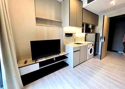 Condos for sale Central Embassy  :  The Room                     Phayathai