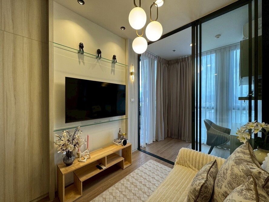 รูป 🔥 สำหรับเช่า !! ห้องหายากมาก !!🔥 Code C20250800071..........The Issara Sathorn, 1 ห้องนอน Plus, 1 ห้องน้ำ, ชั้นสูง 18++, แต่งครบ, พร้อมเข้าอยู่ 📣📣 - รูปที่ 2/7