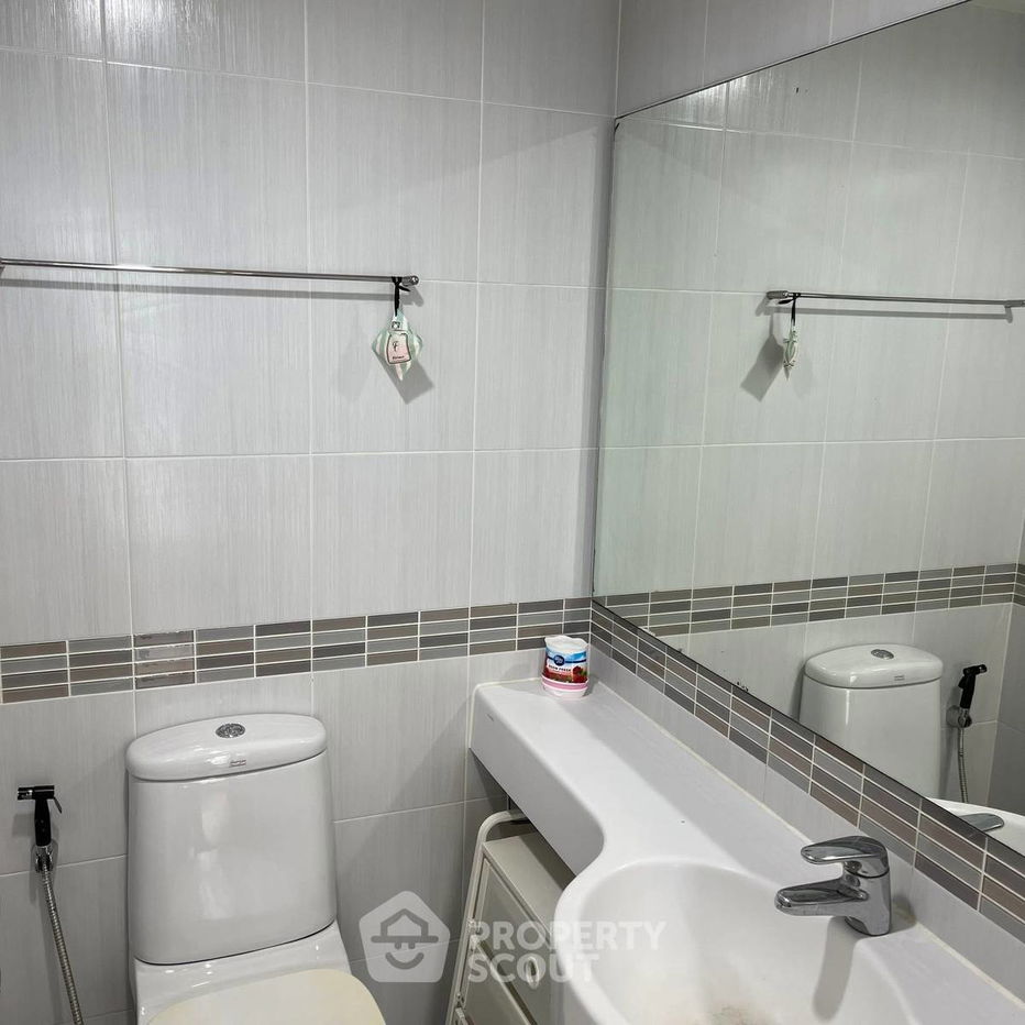 รูป คอนโด 1-ห้องนอน ที่ ลุมพินี เพลส ศรีนครินทร์-หัวหมาก ใกล้ ARL หัวหมาก (ID 2282450) - รูปที่ 8/9
