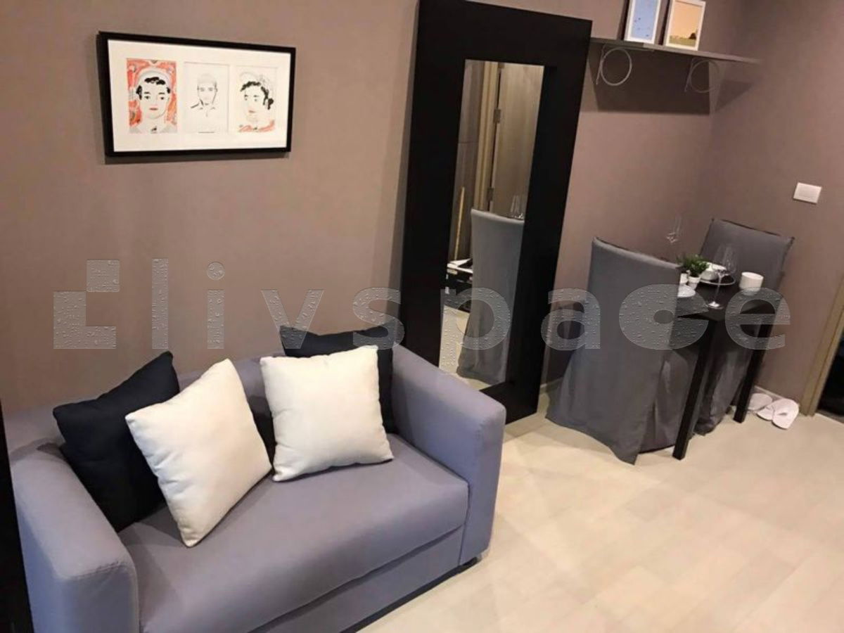 picture [LA110] For Rent Noble Ploenchit | 1 Bedroom | Size 49 sq.m. | Special Price | Ready to Move In - 2/6