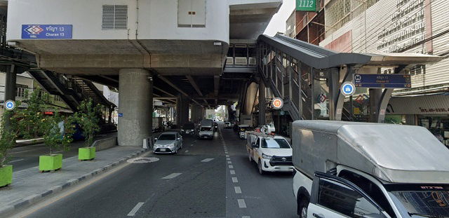 รูป MRT จรัญฯ 13 1กม.ให้เช่าอาคารพาณิชย์ 3 คูหาทะลุกัน กว้างขวาง ทำเลดี จรัญฯ 13 เหมาะกับเป็นโกดังขนาดกลาง เก็บของสต็อก - รูปที่ 3/8
