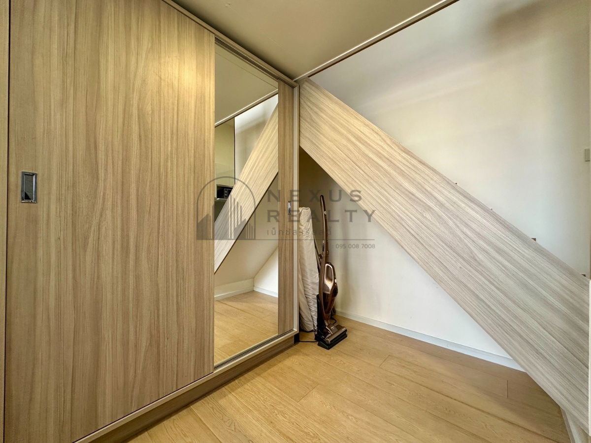 รูป 🔥🔥 ห้องรีโนเวทใหม่!! Duplex วิวสวย ทำเลทองติดเซ็นทรัล ราคาขาดทุน คุ้มสุดๆ!! ด่วนก่อนห้องติดจอง!! Chewathai Residence Asoke ติด MRT พระราม 9 🔥🔥 - รูปที่ 10/19