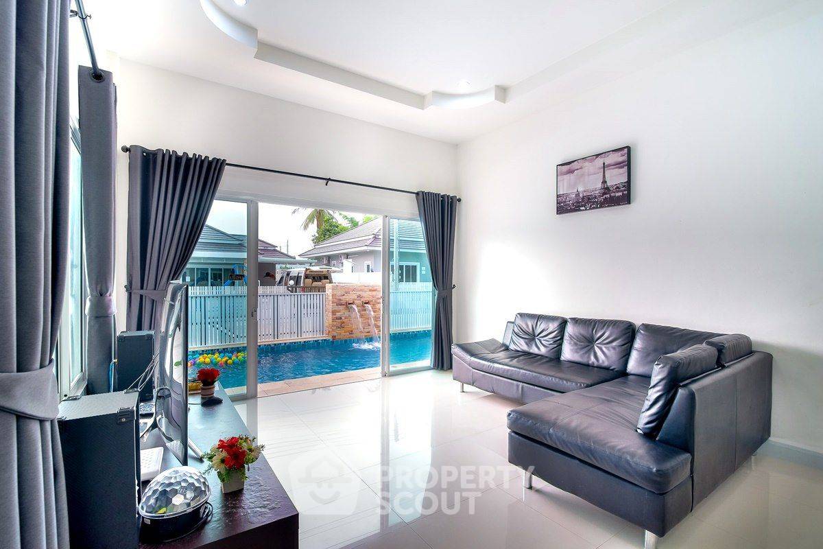 รูป วิลล่า 3-ห้องนอน ใกล้ บ้านศิลปินหัวหิน (ID 2280776) - รูปที่ 3/10