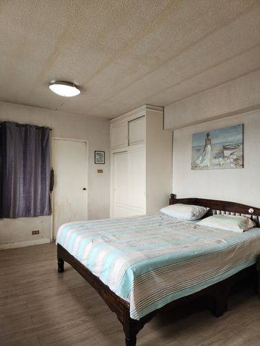 ให้เช่า City View Tower Condominium (ซิตี้วิว ทาวเวอร์ คอนโดมิเนียม) เพียง 7600 บาทต่อเดือน โทร (0955752068 คุณชมพู)