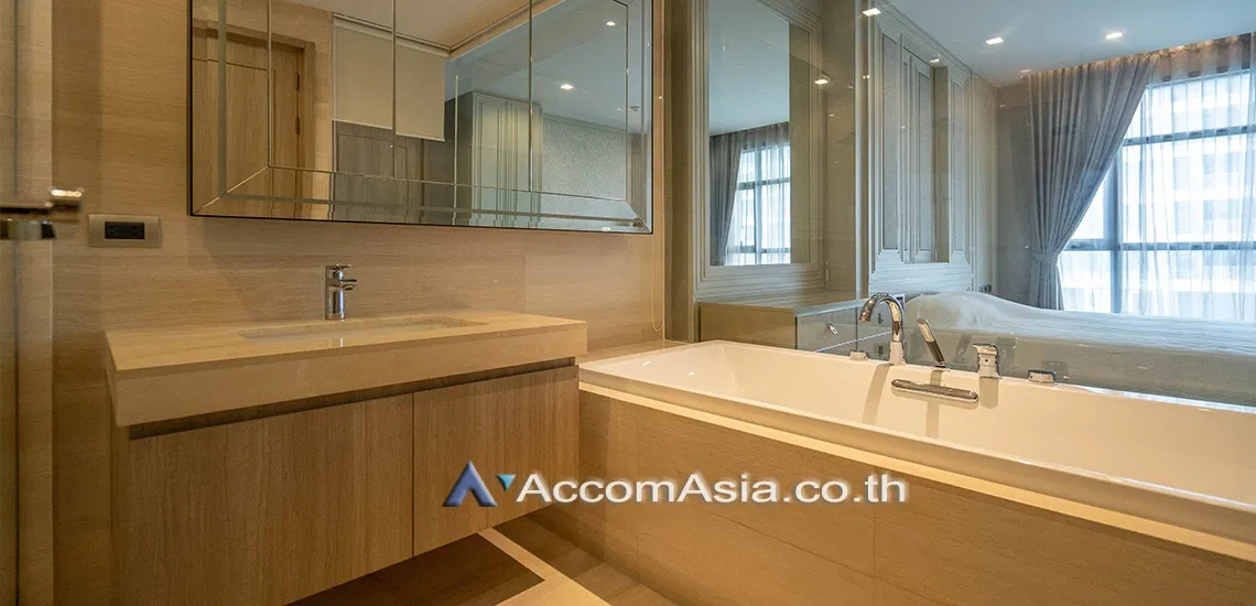 รูป 🔼🔽 AccomA 📩 Condominium  with modern light-toned décor in Sukhumvit (AA25705) - รูปที่ 7/8
