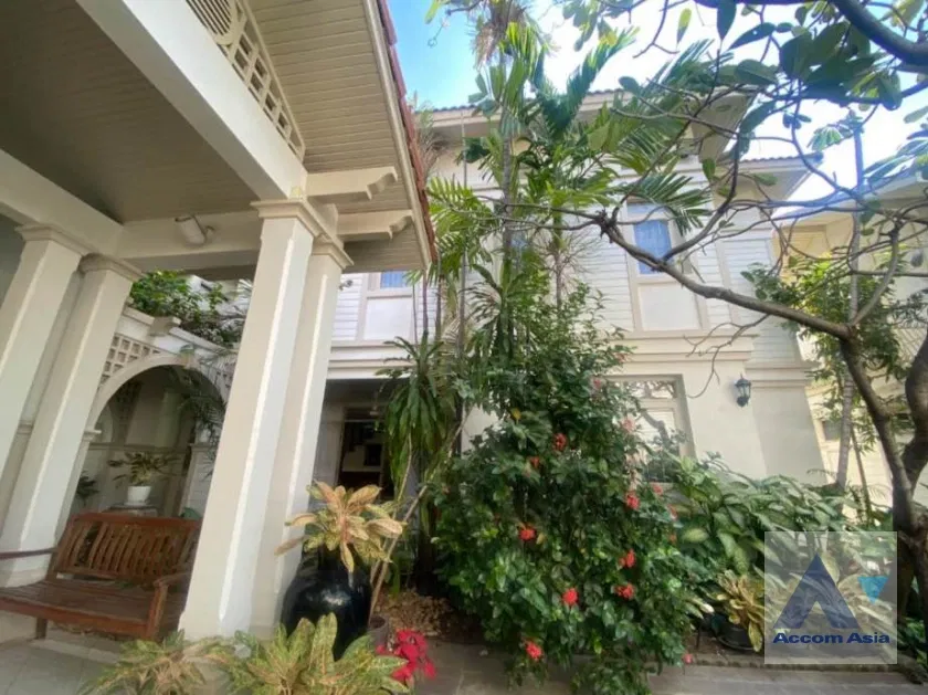 picture 🔼🔽 AccomA 📩 Private Swimming Pool 2 BR House in Khwaeng Sam Sen Nai (AA42941) - 2/20