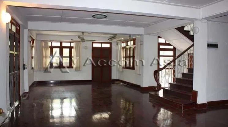 picture 🔼🔽 AccomA 📩  3 BR House in Thung Maha Mek (9006403) - 4/9