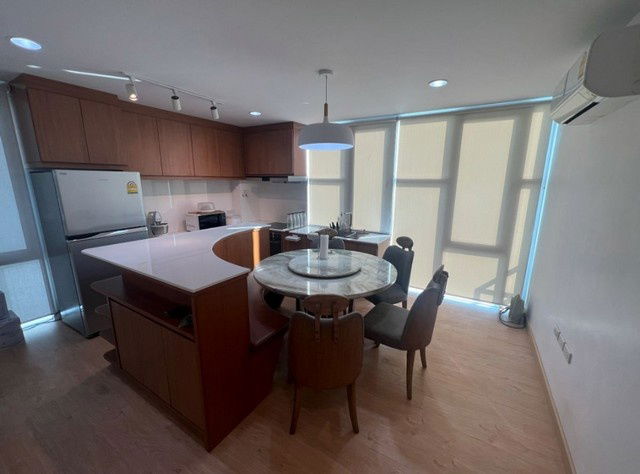 picture FOR RENT  OFFICE PROPERTY  100000 BAHT per MONTH - 8/8
