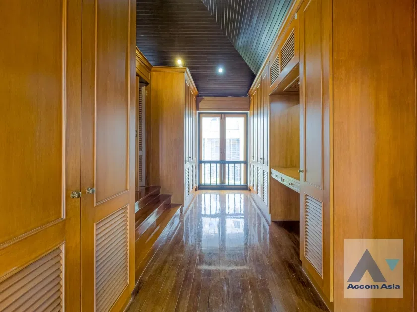 picture 🔼🔽 AccomA 📩 Unique traditional Thai House For rent, near BTS Phrom Phong (AA21645) - 19/20