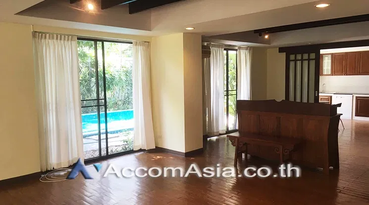 รูป 🔼🔽 AccomA 📩 Family-friendly home with pool, mini field, and light-filled space (13002120) - รูปที่ 3/17