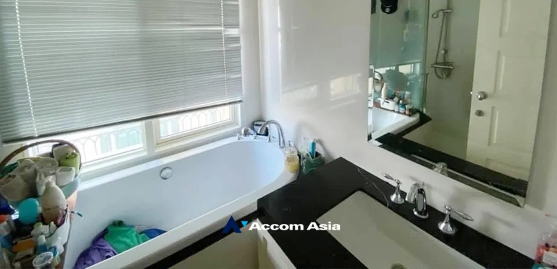 รูป 🔼🔽 AccomA 📩  2 BR Condominium @Royce Private Residences (AA34409) - รูปที่ 8/10