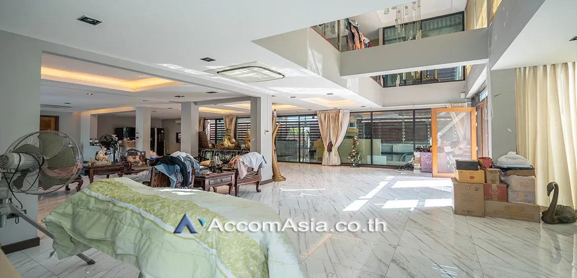 รูป 🔼🔽 AccomA 📩  Elegant Modern-European Home with Entertaining Space  (1720910) - รูปที่ 7/17