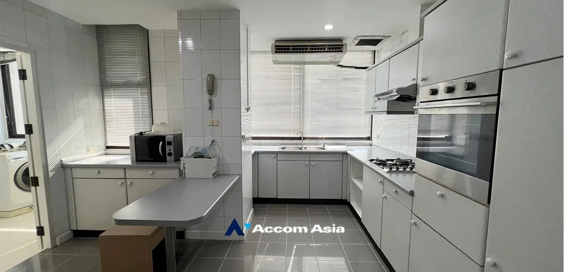 picture 🔼🔽 AccomA 📩 Bright city condo with parquet floors and white interior at Ruamsuk (24893) - 15/20