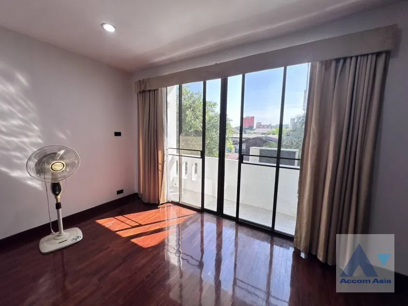 รูป 🔼🔽 AccomA 📩  3 BR Townhouse @Modern style (AA42616) - รูปที่ 6/16