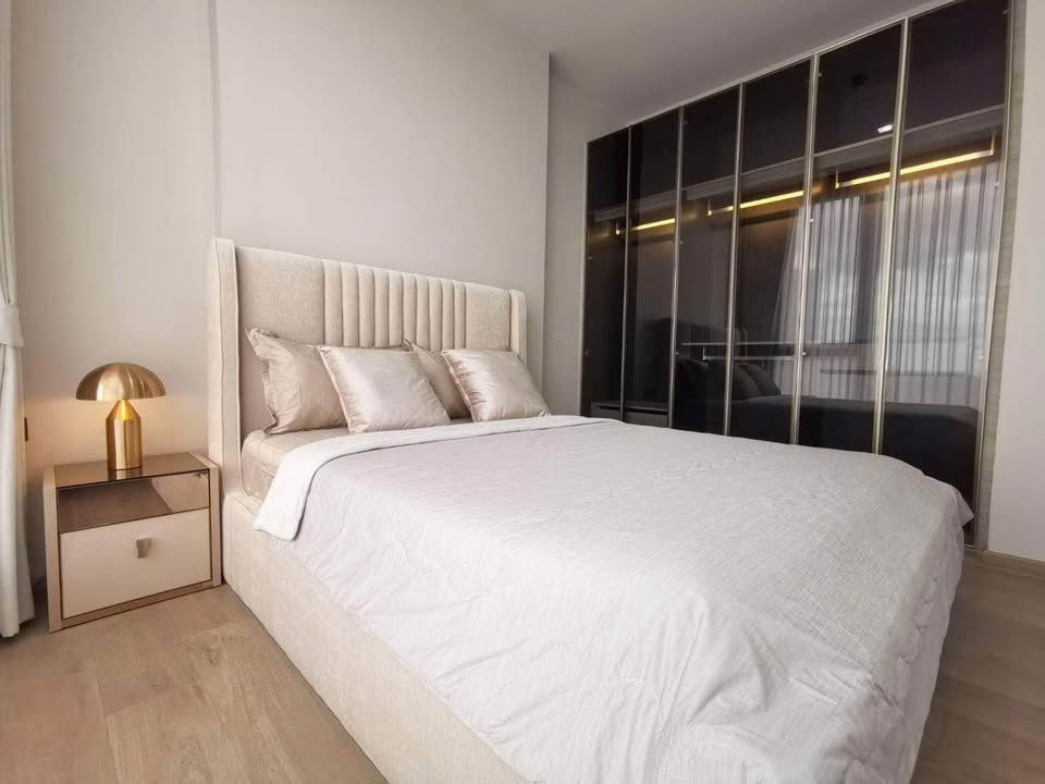 picture For Rent - The Crest Park Residences , Luxury Class 1 bedroom 1 bathroom - 7/10