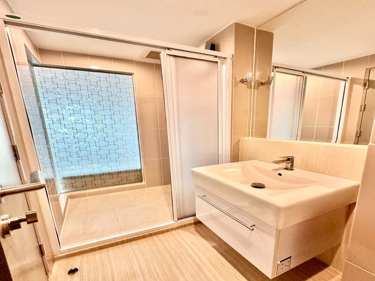 รูป ให้เช่าคอนโด Life Ratchadapisek ใกล้ MRT ห้วยขวาง 33,000 บาท รหัสทรัพย์: RS1638 - รูปที่ 19/25