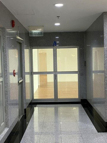 picture FOR RENT  OFFICE PROPERTY  50000 BAHT per MONTH - 5/8