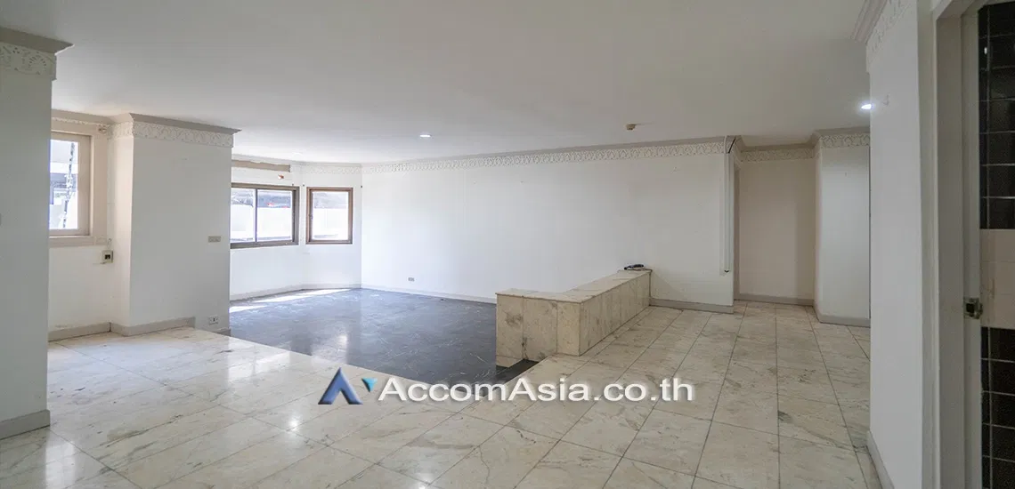 picture 🔼🔽 AccomA 📩  2 BR Condominium @The Heritage (1517805) - 2/8