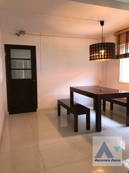 picture 🔼🔽 AccomA 📩  3 BR House in Klong Tan (90369) - 5/16