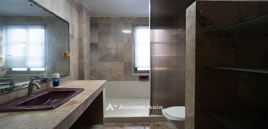picture 🔼🔽 AccomA 📩 Home Office 4 BR Townhouse in Klong Tan (2516391) - 9/14